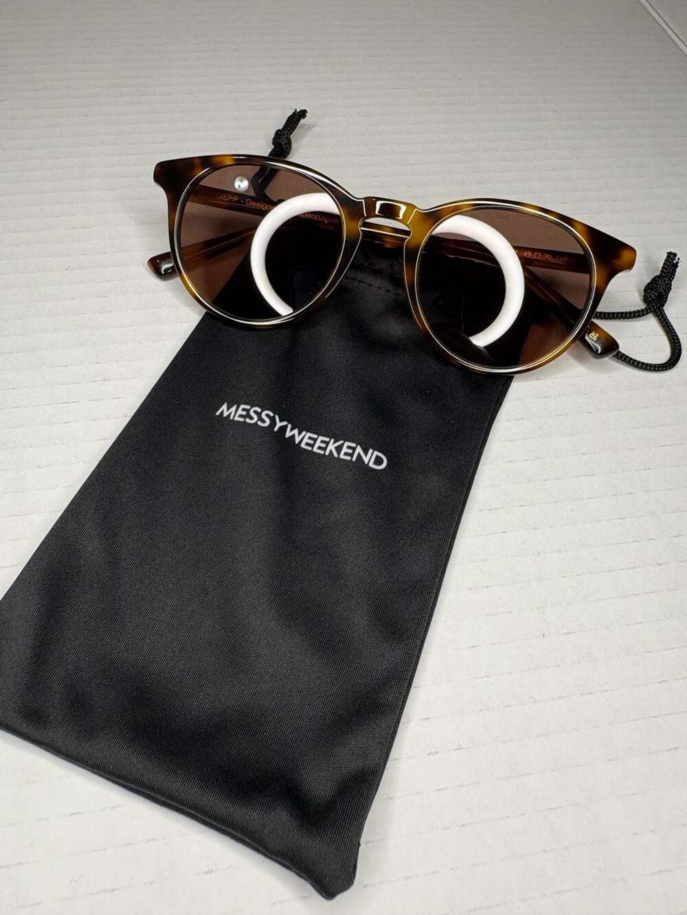 MessyWeekend DEPP Round Tortoise Sunglasses with Brown Lenses